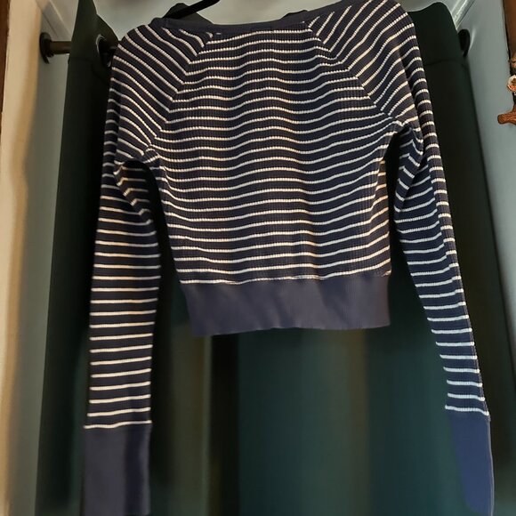 Aerie Striped cropped top blue and white ribbed SZ L - Picture 9 of 9